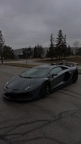 Hopefully someone clocks the last clip and line 🤐 #fyp #lamborghini #lamborghiniaventadorsvj #svj 
