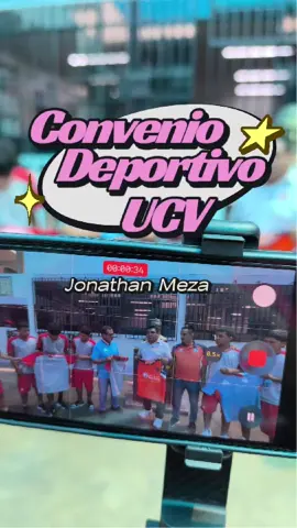 Recibimos al equipo de fútbol de la Universidad César Vallejo en el colegio Alfonso Ugarte ⚽🙌 Un convenio que impulsa el talento de nuestros estudiantes y fortalece su desarrollo deportivo y académico. #AlfonsoUgarte #Fútbol #TalentoJoven #Convenio #DeporteEscolar 