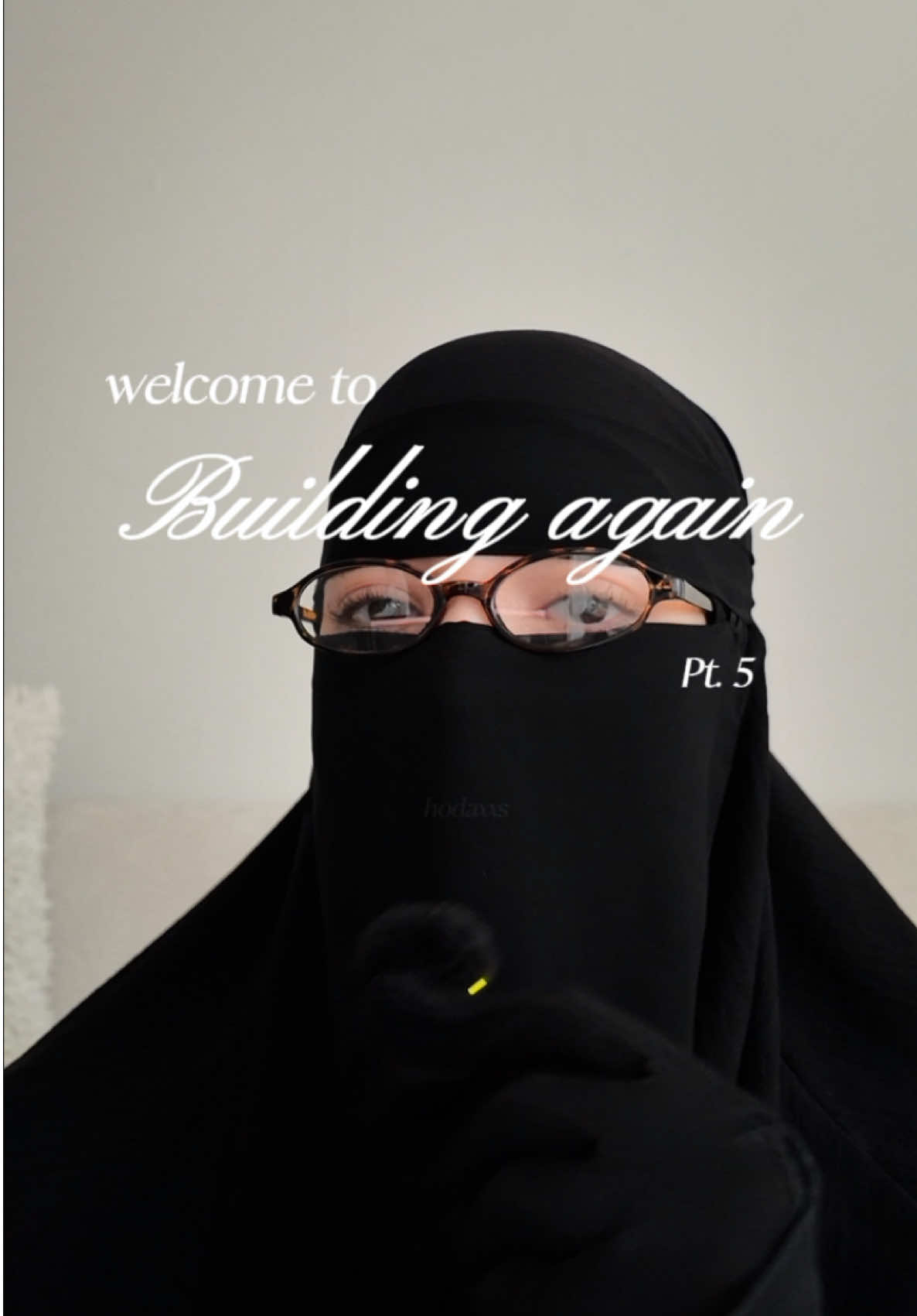 Ever feel like you’ve worked so hard… but it’s still not the life you want?  That’s me, starting over, posting every day, and trying to see if a normal Muslim girl in her 20s can actually make a living from content creation.  ✨ Save this for when you need a reminder that starting over is possible. #building#muslimah#documenting#growth#islamic 