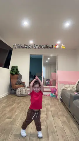 2.5 going on main character 😅 • • ✨any one elses kids obsessed with this song? #fyp #viral #toddlersoftiktok #chickenbanana #njcreator 