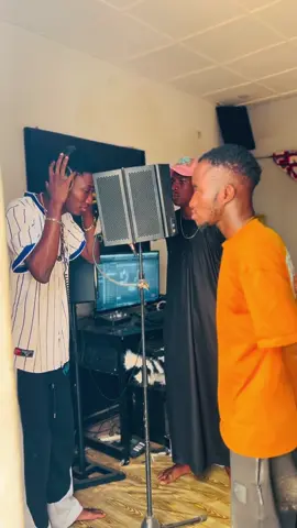 #viral #fyp #foreyoupage @𝓑𝓸𝓾𝓫𝓮 𝓵𝓪 𝓢𝔀𝓪𝓰𝓰🇳🇪 @〽️Adamoo1〽️ 