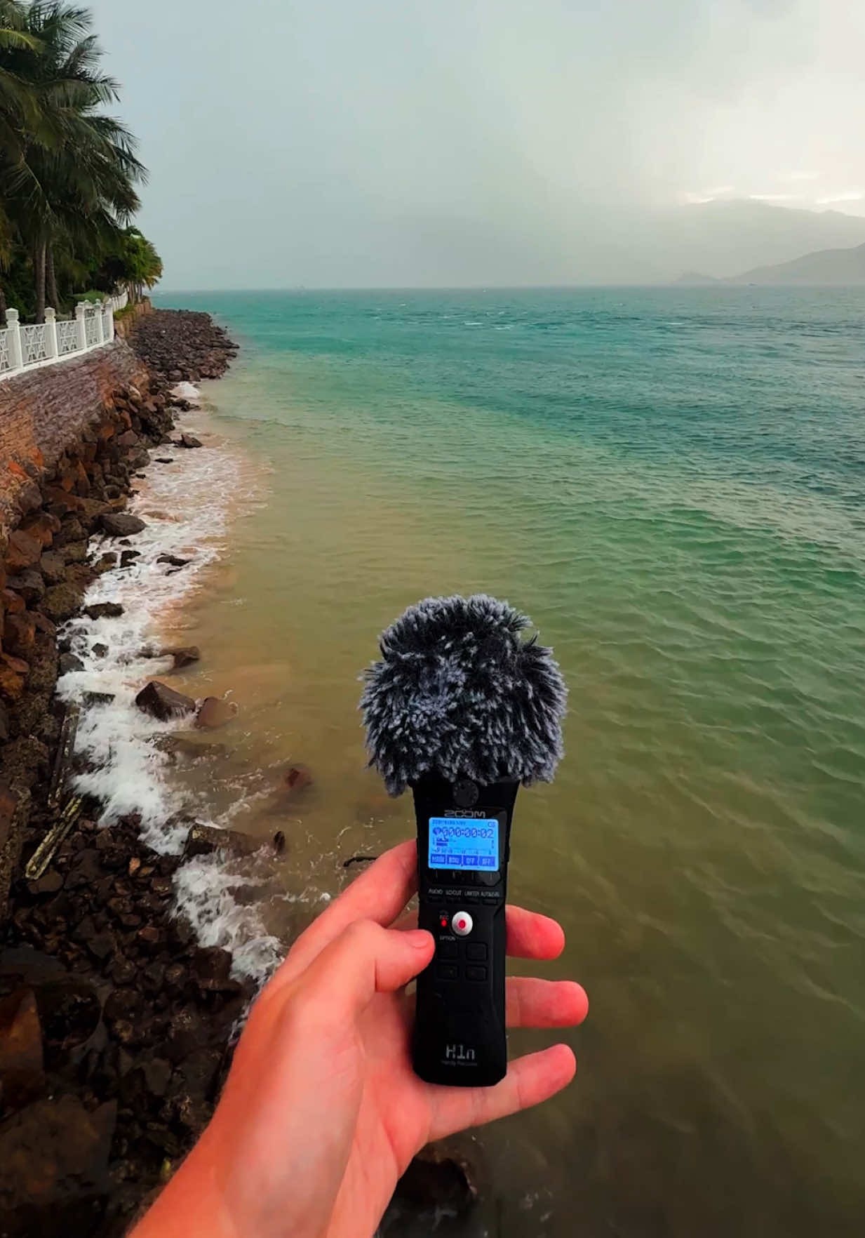 I record sounds from the world around me and turn them into music 🌍 🎧  #musicreels #sounddesign #originalmusic #ambientmusic #pianomusic