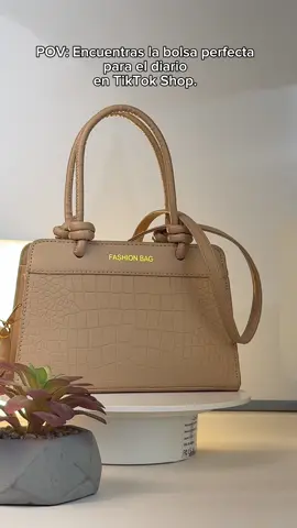 Colores elegantes y sobrios #HallazgosTikTok #baggyjeans #bolsasparamujer #bolsaspequeñas 