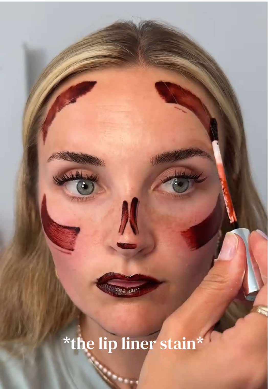 Wanna look sunburned?😏 Heard were contouring our face with lip liner stain and this shade mauve from @SACHEU Beauty US is 🤌🏻🤌🏻🤌🏻 #lipliner #lipcombo #lipstain #linerstain 