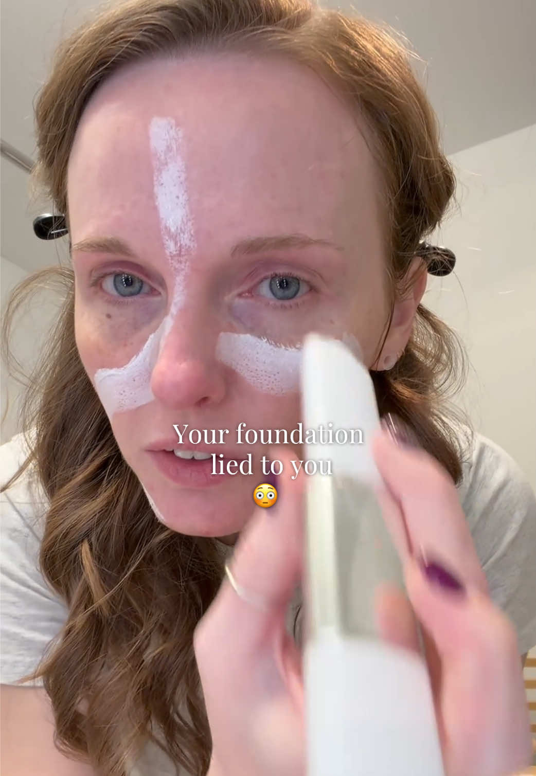 This Blanc coverage cream stick by Elroel not only gives you coverage but also works with pumping up those lines with the skin care ingredients. #BlancCoverCoverageCreamStick #CoverageCreamStick #FoundationStick #Foundation #elroel 