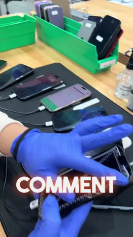 Your phone comes with plug packaging but also discreet packaging so no worries!