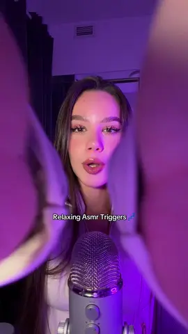 Relaxing ASMR triggers 💤 Hand movements, bugs, coconut rain 🥥 #asmr #asmrsounds #asmrvideo #sleep #tingles 
