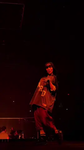 @BILLIE EILISH #hmhastour #billieeilishconcert #billieeilish #thereforeiam #fyp 