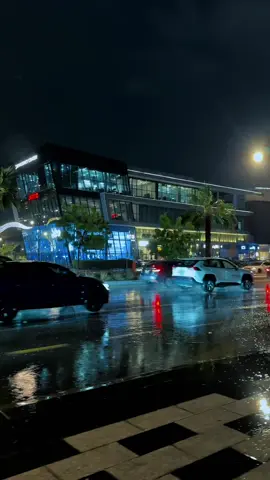 The most beautiful city of Saudi Arabia 🇸🇦⛈️ #foryou #saudiarabia #riyadh #khobar #dammam 