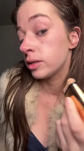 wait… a concealer + foundation + brush ALL in one?! this just made my routine way too easy 😳✨ #makeuphack #foundationstick #concealerhack #beautyfinds #tiktokshopbeauty