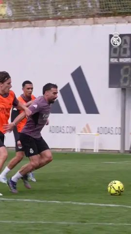 Carvajal 🔥🥶 #danicarvajal #RealMadridCF #bernabeu #training 
