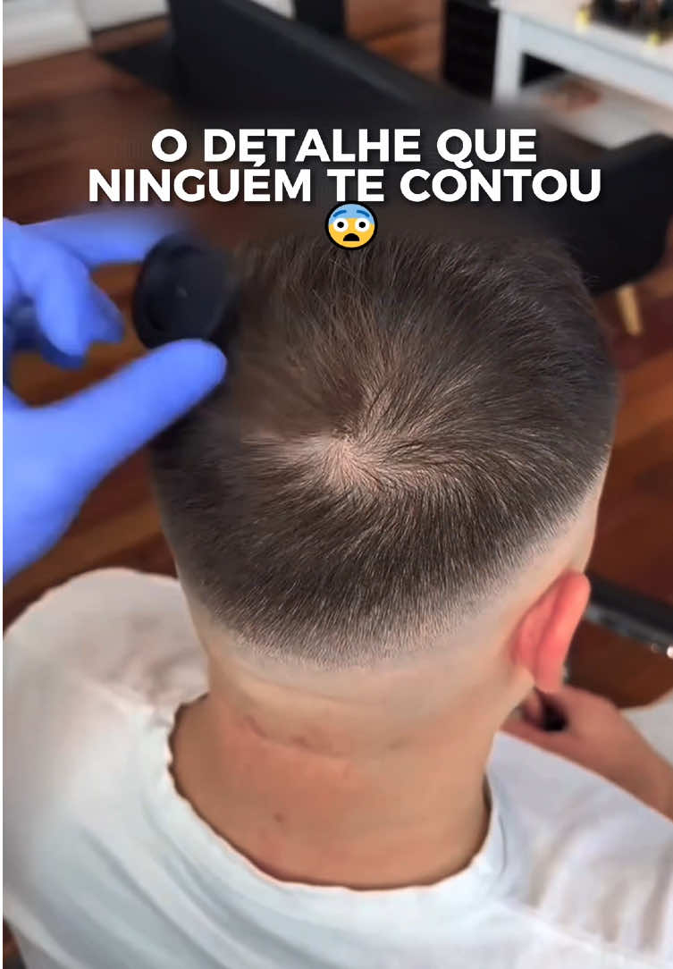 O detalhe que ninguém te conta! 🫢 Esse produto é da Loja VYON, se você gostou, comenta “eu quero” que eu te envio o link! #calvicie #calvo #cabelo #homem #autoestima careca vyon confiança quedacapilar