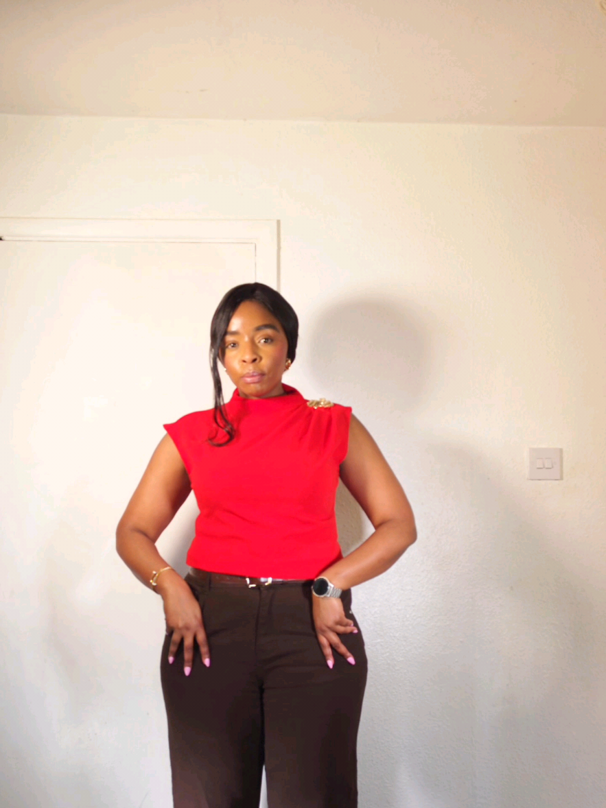 Styling the viral stretchy jeans for spring  . . . . . . #ugccreatoruk #ukcreator #ukugccreator #ugcukcreator #ugccontentcreator