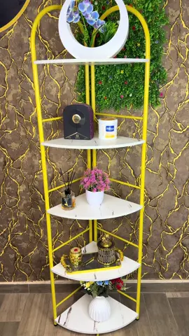 ✨ Donnez du style à votre intérieur avec cette magnifique étagère d’angle moderne ! Parfaite pour décorer votre salon, chambre ou bureau avec élégance 💛 Solide, pratique et très tendance, elle permet de ranger vos objets tout en apportant une touche chic à votre espace. 📞 Commande rapide : 781259214 💰 Prix : 23 000 FCFA 🔥 Ne ratez pas cette pépite, stock limité ! #DécorationMaison #BonPlanSénégal #Tendance2026 #Babsglobalshop2