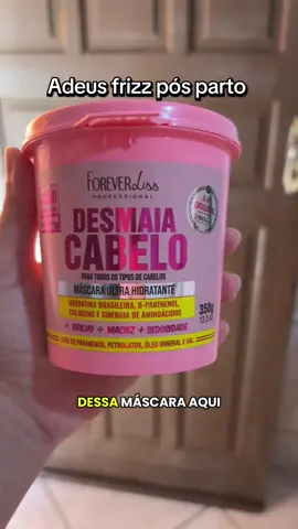 Máscara Desmaia Cabelo  Depois que viramos mãe nosso cabelo começa a cair muito e essa máscara tem me ajudado a recupera-lo. Cabelo alinhado, macio e sem frizz desde a primeira aplicação! #desmaiacabelo #foreverliss #dicademae #semfrizz #hidratacaocapilar 