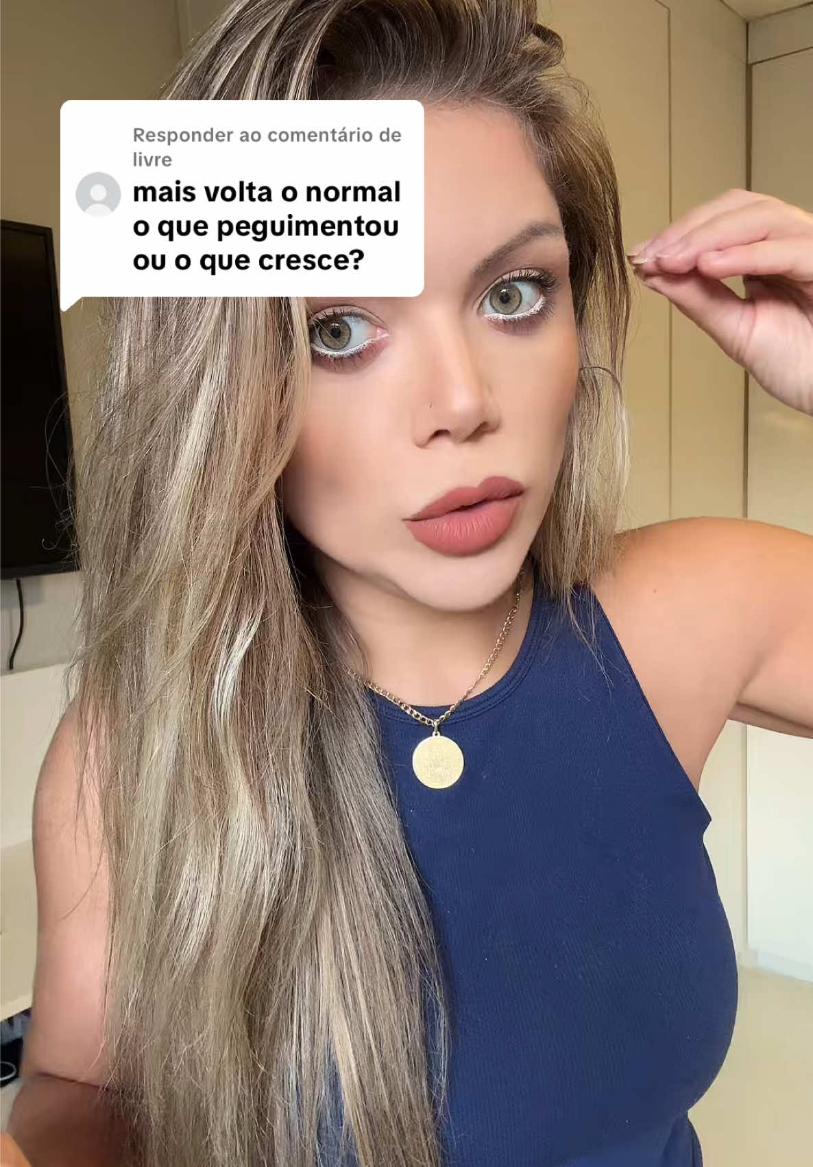 Respondendo a @livre sobre camuflagem de cabelos brancos e grisalhos Nouê. A camuflagem é permanente ou não? #cabelosbrancos #camuflagem #tonalizante #noue  