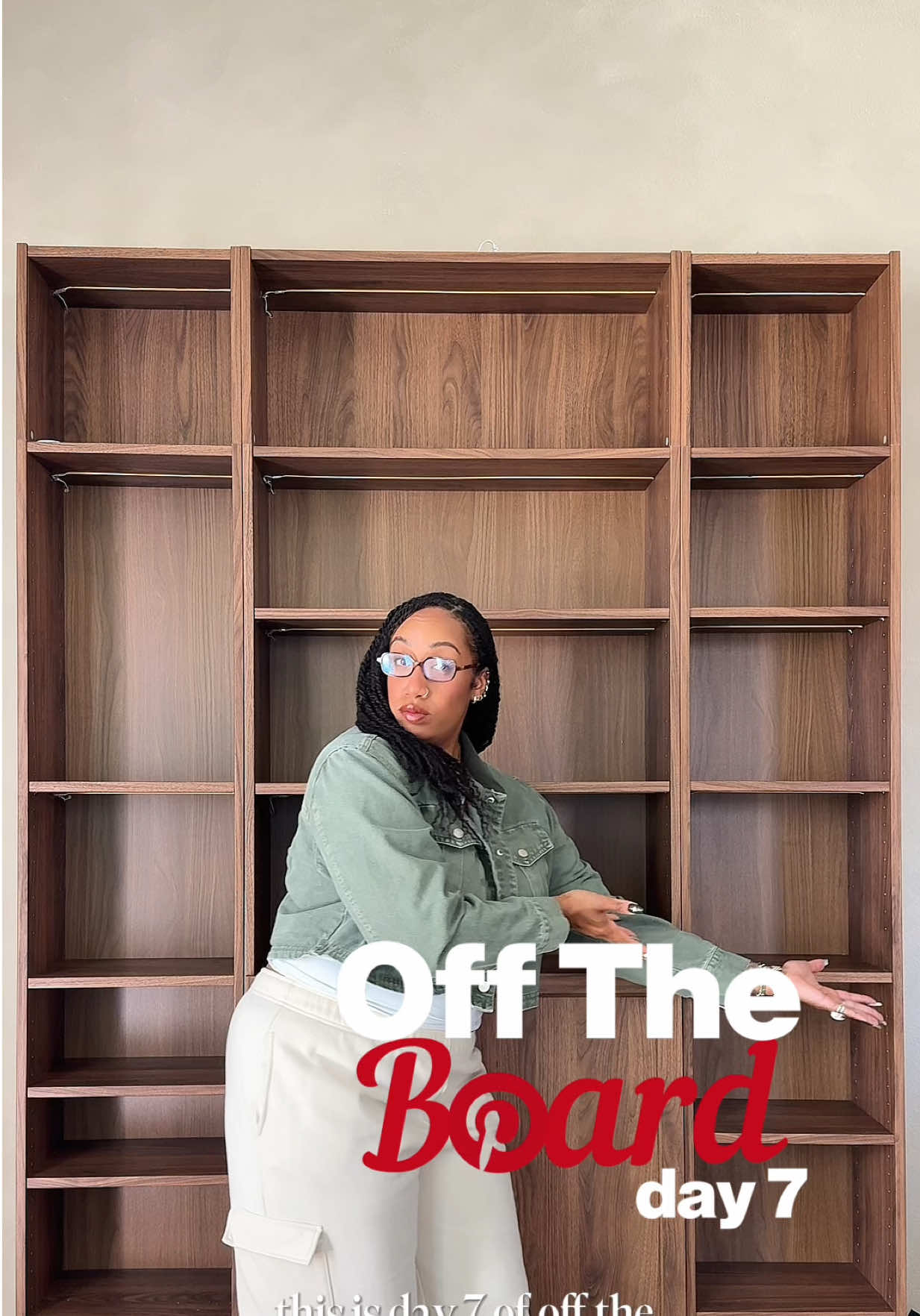 day 7 of turning my home into my Pinterest board … today, we style our shelves! 🙌🏽 #shelfstyling #homeinspo #ikeabilly #builtinshelves #ikeafinds  @IKEA USA @IKEA @pinterest @Amazon Home 