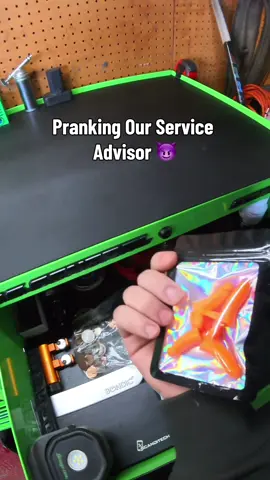 Gotta love some shop humor 🤣 @Apprentice Car Care ⚡️🚙  #prank #mechanic #auto #cars #chevy 