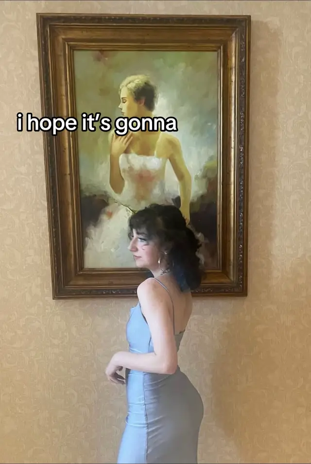 i hate all photos of 16 year old me(recovery is possible!!)