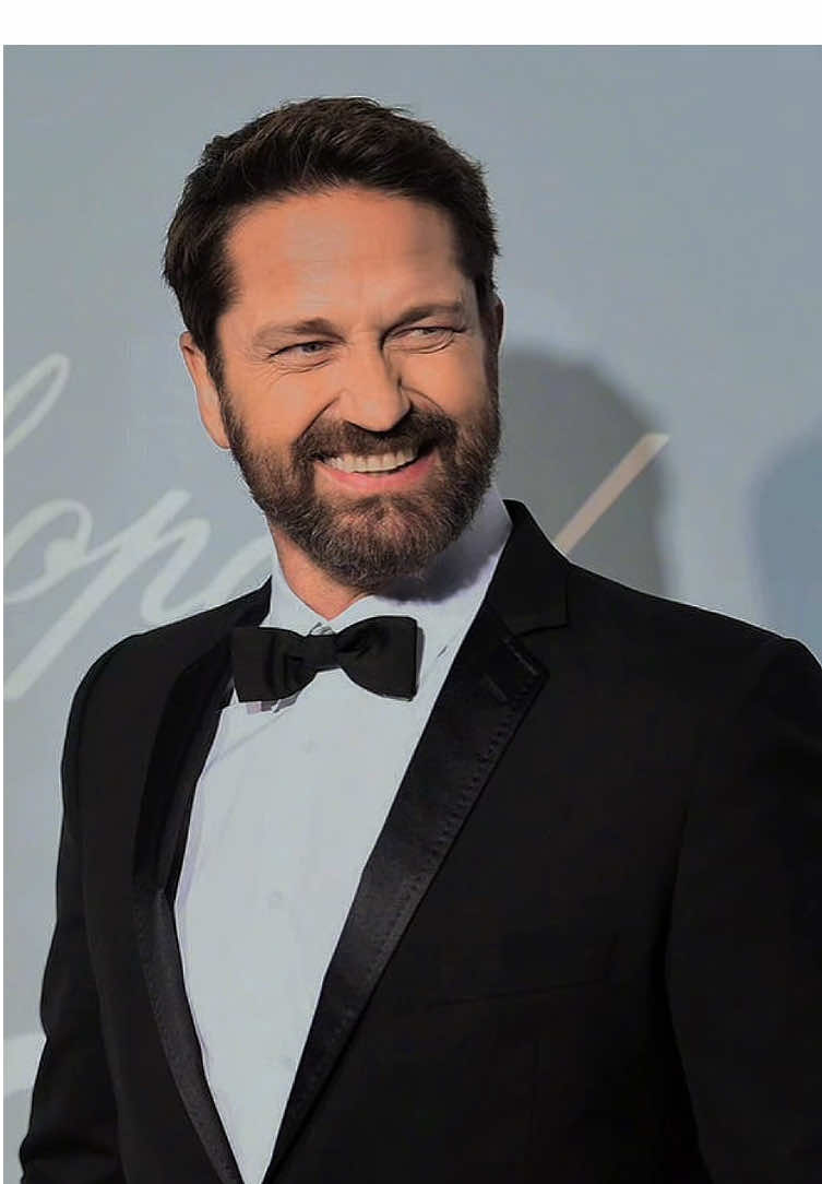 There's a reason he stays a legend. It’s not just the movies—it’s the man. If you’ve been a fan since the beginning, you know this journey has been special. So glad to have the 'real ones' here with me tonight. ❤️ #gerardbutler  #gerardbutlerfans  #hollywoodlegend  #psiloveyou  #usa 