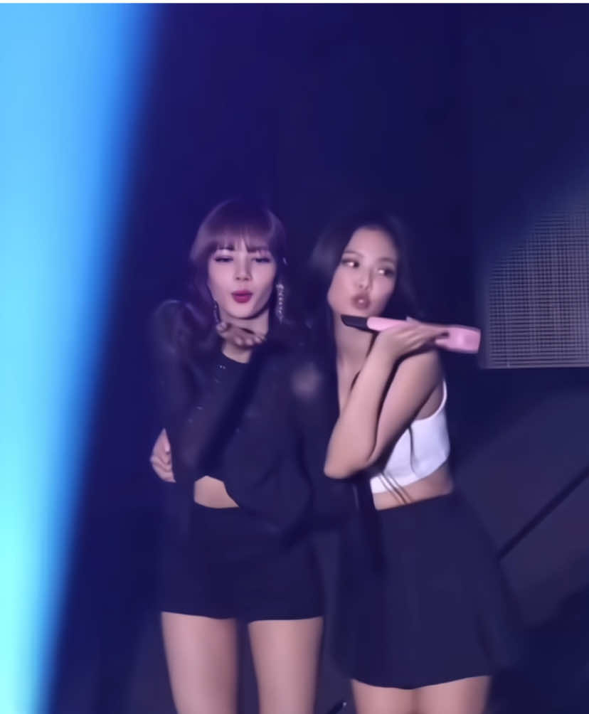 -,#JENLISA : fnc xra videos cn txt 𐙚   🤍 ৲ 🗒️ ʾ˓ duración : 10,7s៹ ♥︎ ⠂ᴥ ⠂ °⌨️. 🖱₊˚✧  hace tiempo que no hacia fancams de estas divas 🩷🥹 #fyp #viral #creatorsearchinsights #fancamsparavideoscontexto 