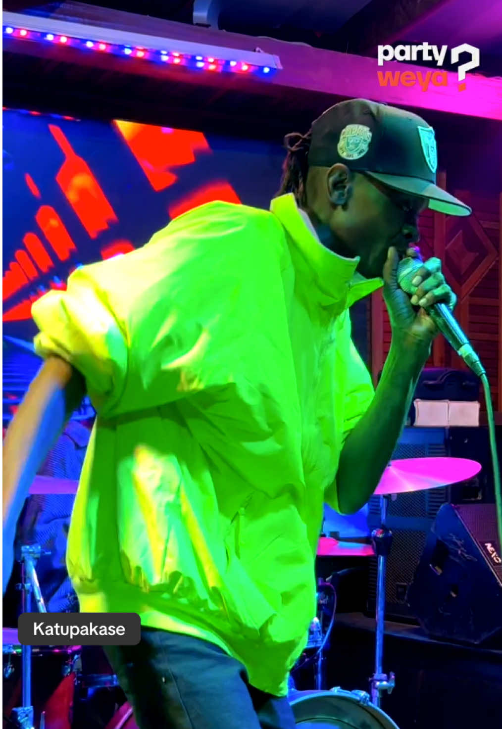 Jose Chameleone performs Katupakase alongside @JANZI BAND at @Torino Bar and Restaurant  Janzi Band performs at Torino Bar and Restaurant every Thursday starting 8.30PM. Don’t miss out. Come let’s party.