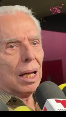 #EnriqueGuzman nos compartió su sentir al estar este fin de semana con la “Última Caravana del Rock and Roll”, agradeció la oportunidad de poder compartir con la gente este proyecto, respecto al homenaje que se le hará a #JuanGabriel esto dijo. Entrevista completa en YouTube y Facebook. #almomento #viral #últimahora