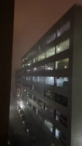 #rain #dubai #uae #rainindubai #dubairain                         