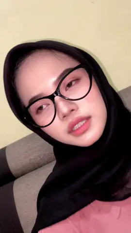 masi pengen post yg halal ih