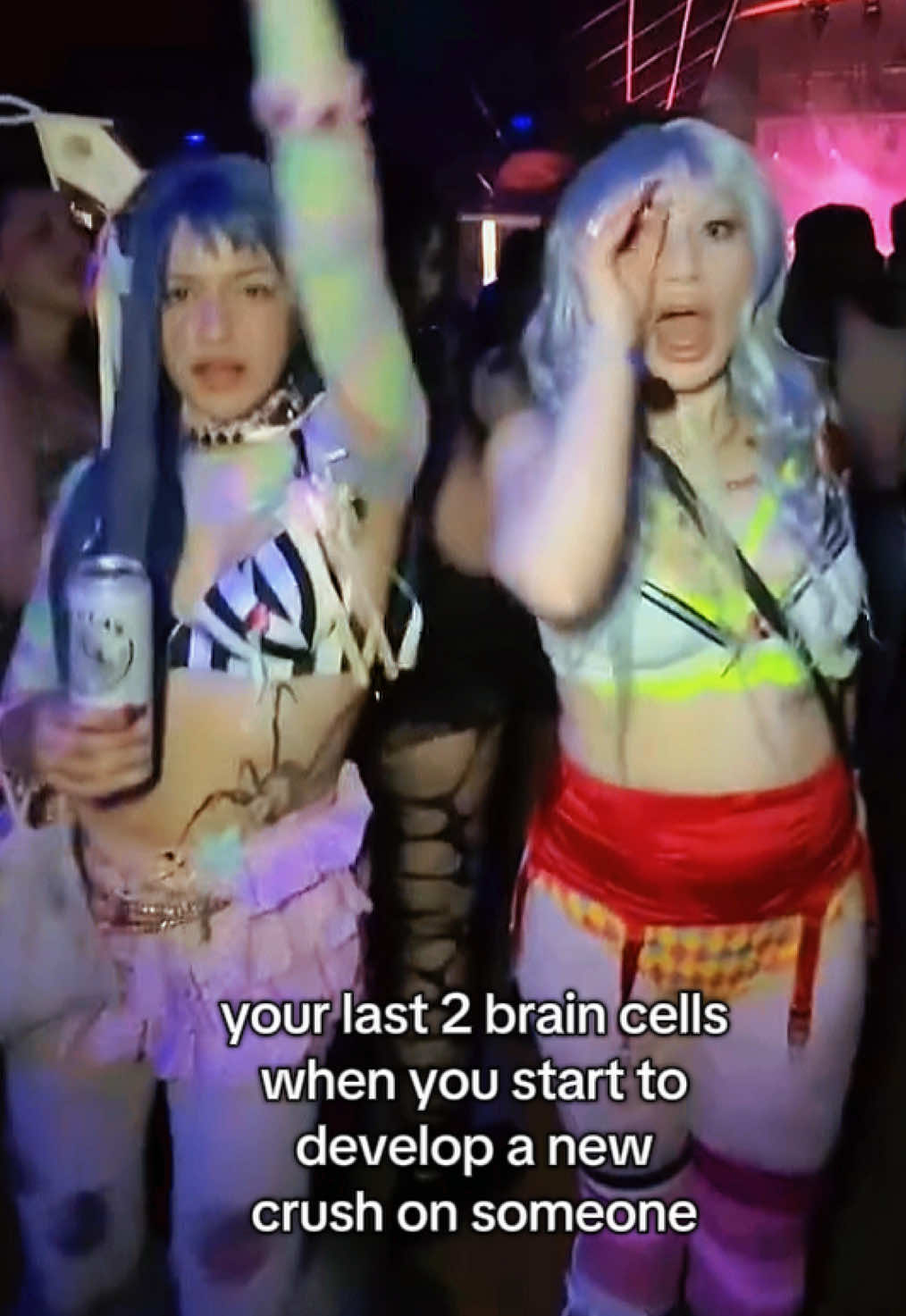 no bc it really be like that 😭 one is twerkin’ her ass off & the other is feeling like she’s the main character in a wattpad Y/N fanfic romance you still vividly remember reading as an inexperienced teen in high school. go smoochie girls ! ( or smooth brain ! go smooth brain girls ! lmfao ) @ashnikko #ashnikko #smoochies #demidevil #concertoutfit #laconcert 