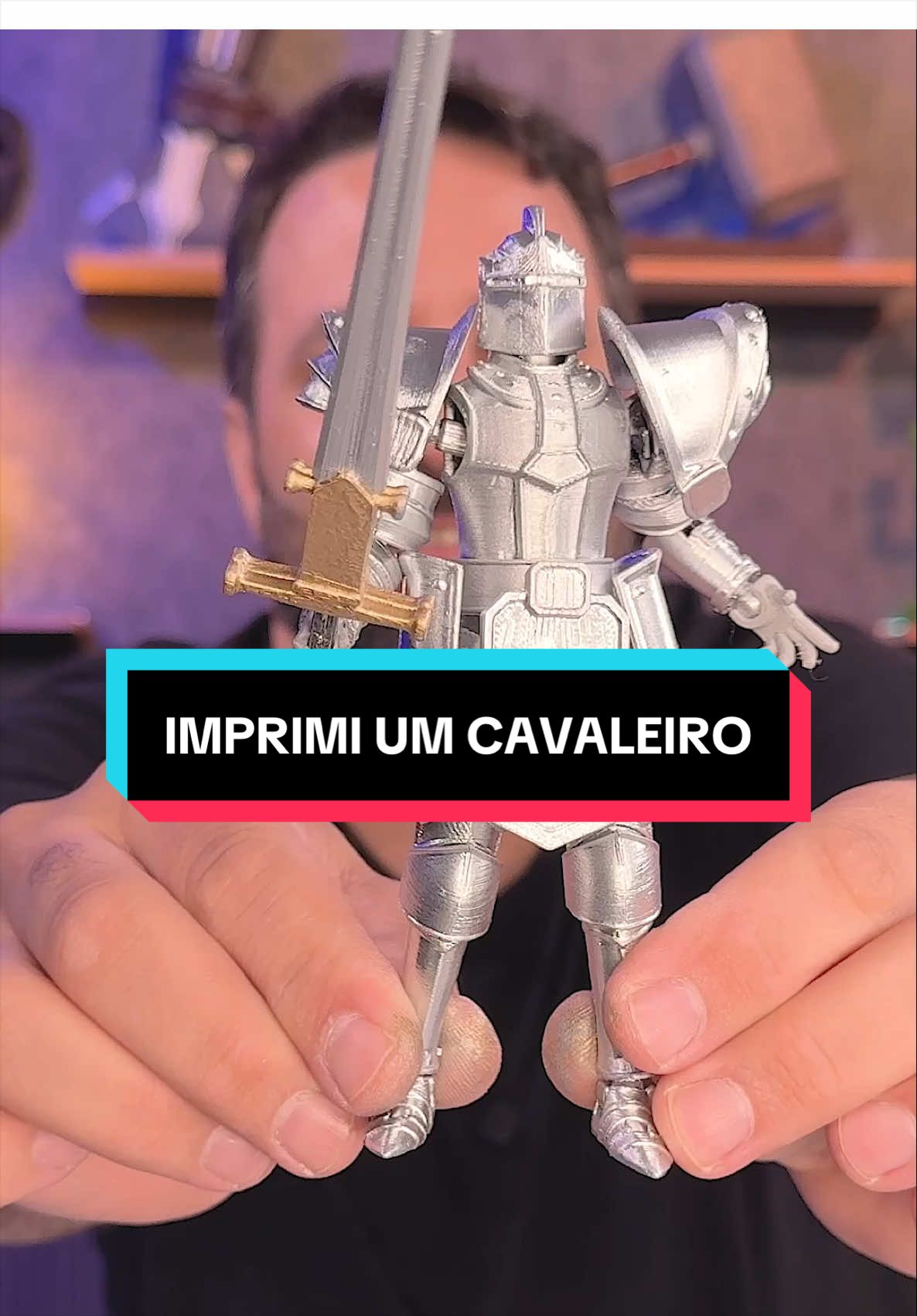 Imprimi um cavaleiro na impressora 3D e pintei de cromado. #impressao3d #DIY #cavaleiro 