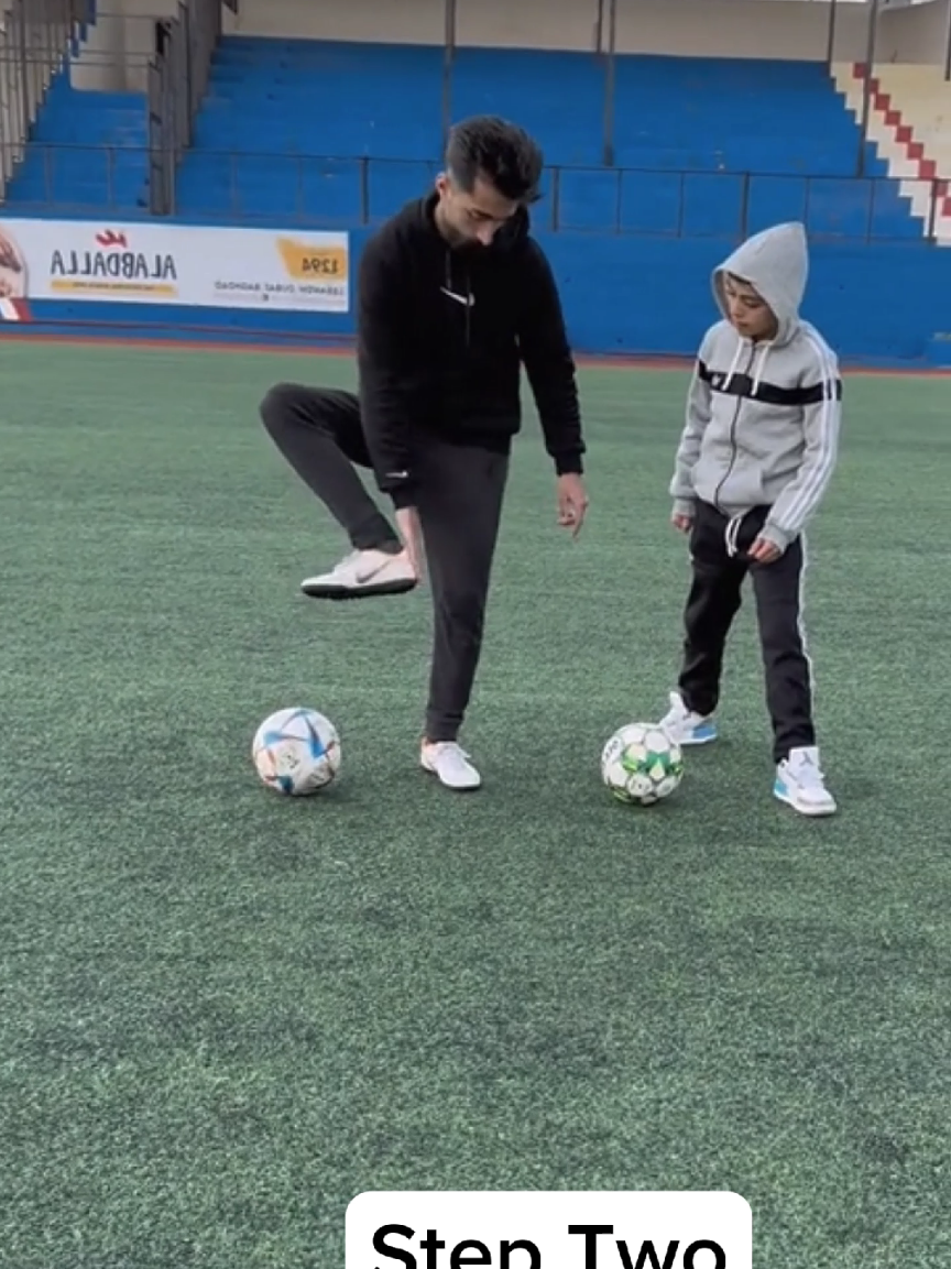 Learn This Amazing Football Skills #football #skills #tutorial #power #LearnOnTikTok 