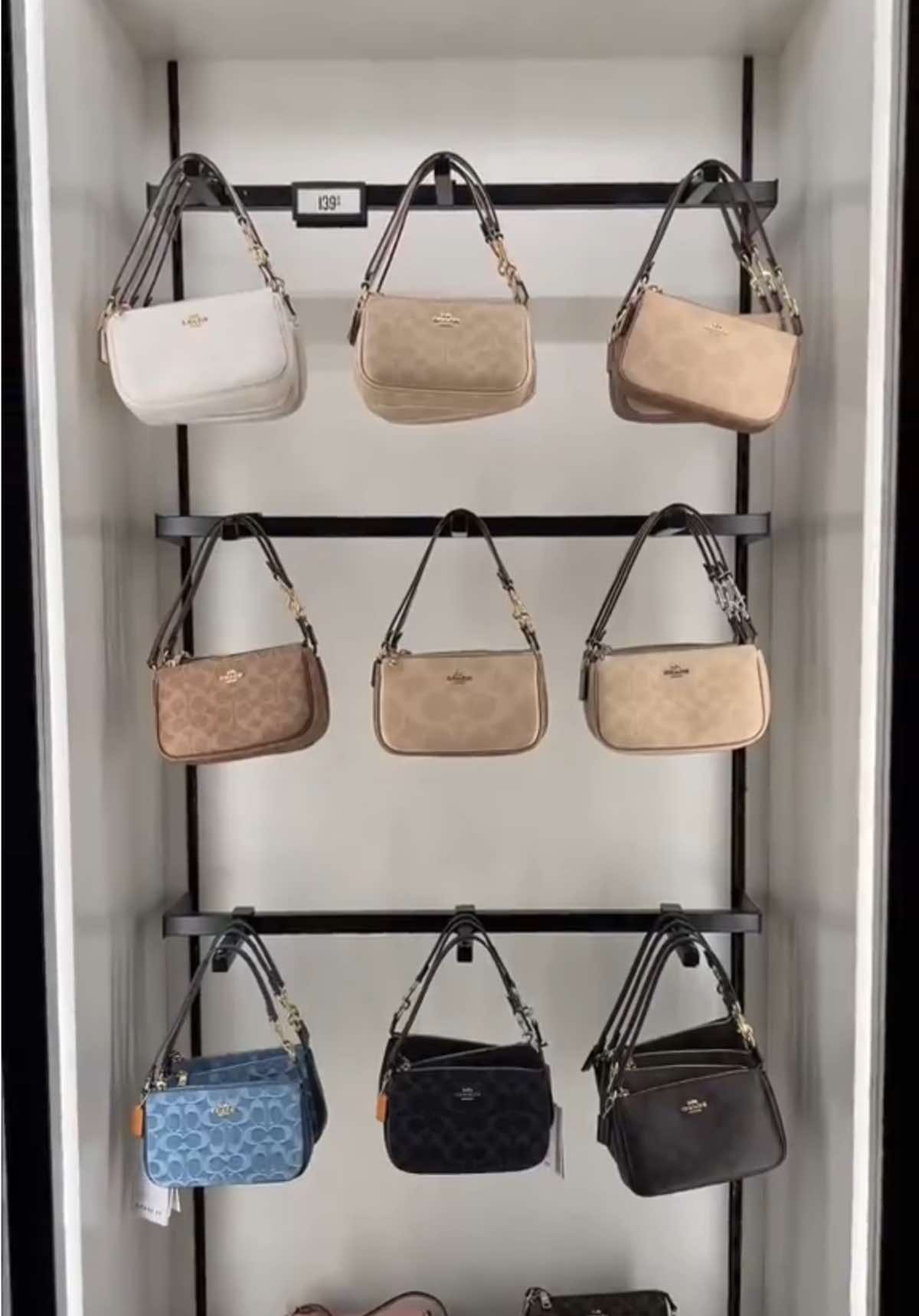 previous video for the shopping haul 🤭 accidentally posted the haul first, where's my brain??🙄 #shoppingvlog #aritziahaul #coachoutlet #coachbag #Vlog 