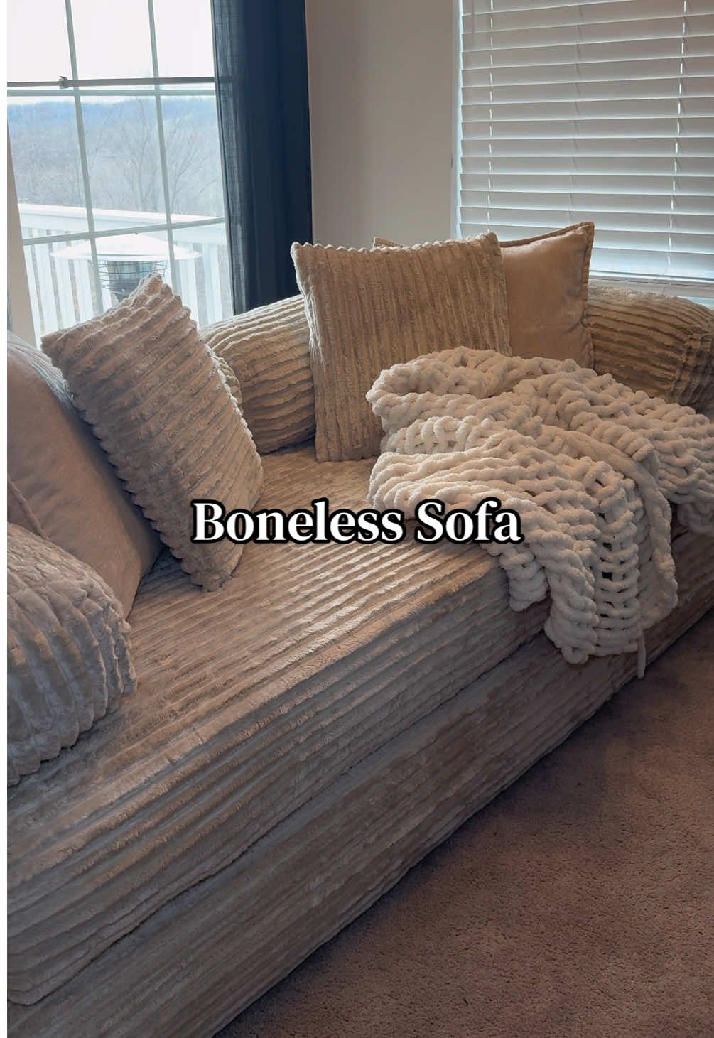 #unboxing #bonelesscouch #sofabed #affordablefinds #tiktokmademebuyit 