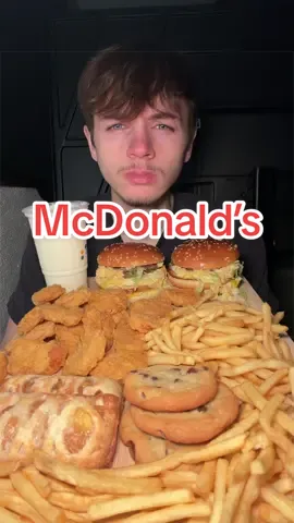 Small @McDonald’s lunch #fyp #mukbang #review #food #dessert 