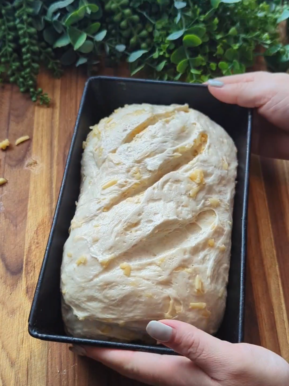 Garlic + gouda baked into a soft layered loaf… this one hits, just think of the sandwiches!!! Recipe in comments—if you don’t see it, ask #bread #Recipe #breadrecipe #garlicbread 