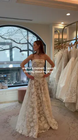 in the end, it doesn’t really matter 🤍 #acnejourney #insecurities #weddingdressshopping #2026bride #acnefighter 