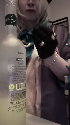 Im out of limoncello guys smhh i drank the rest today and i dont get paid till tomorrow also why is my fav like $25 a bottle thats rude :/ anyways hae a adventurine vid lol #adventurine #adventurinehonkaistarrail #hsrcosplay #HonkaiStarRail #daiziescosplays 