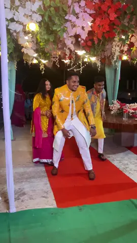 হলুদ প্রোগ্রামের না নাচলে কি মজা হয়?#foryou #viralvideo #viral 
