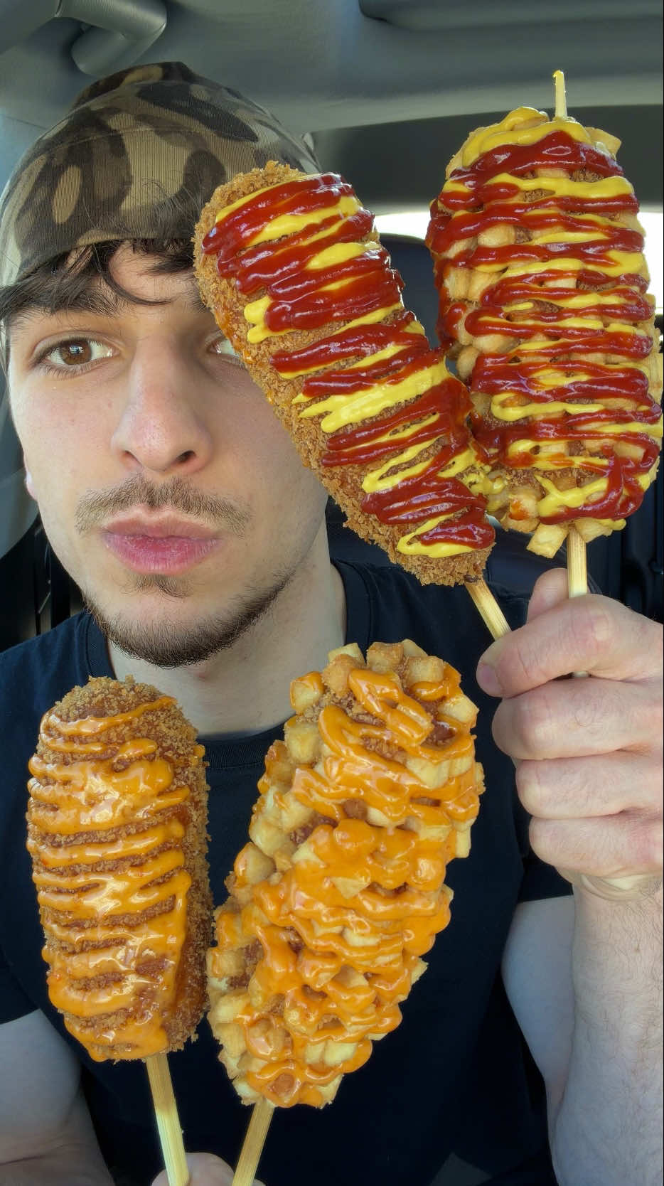 Korean Corn Dogs 🤩 #koreancorndog #cheesepull #asmr #mukbang #mukbangeatingshow 