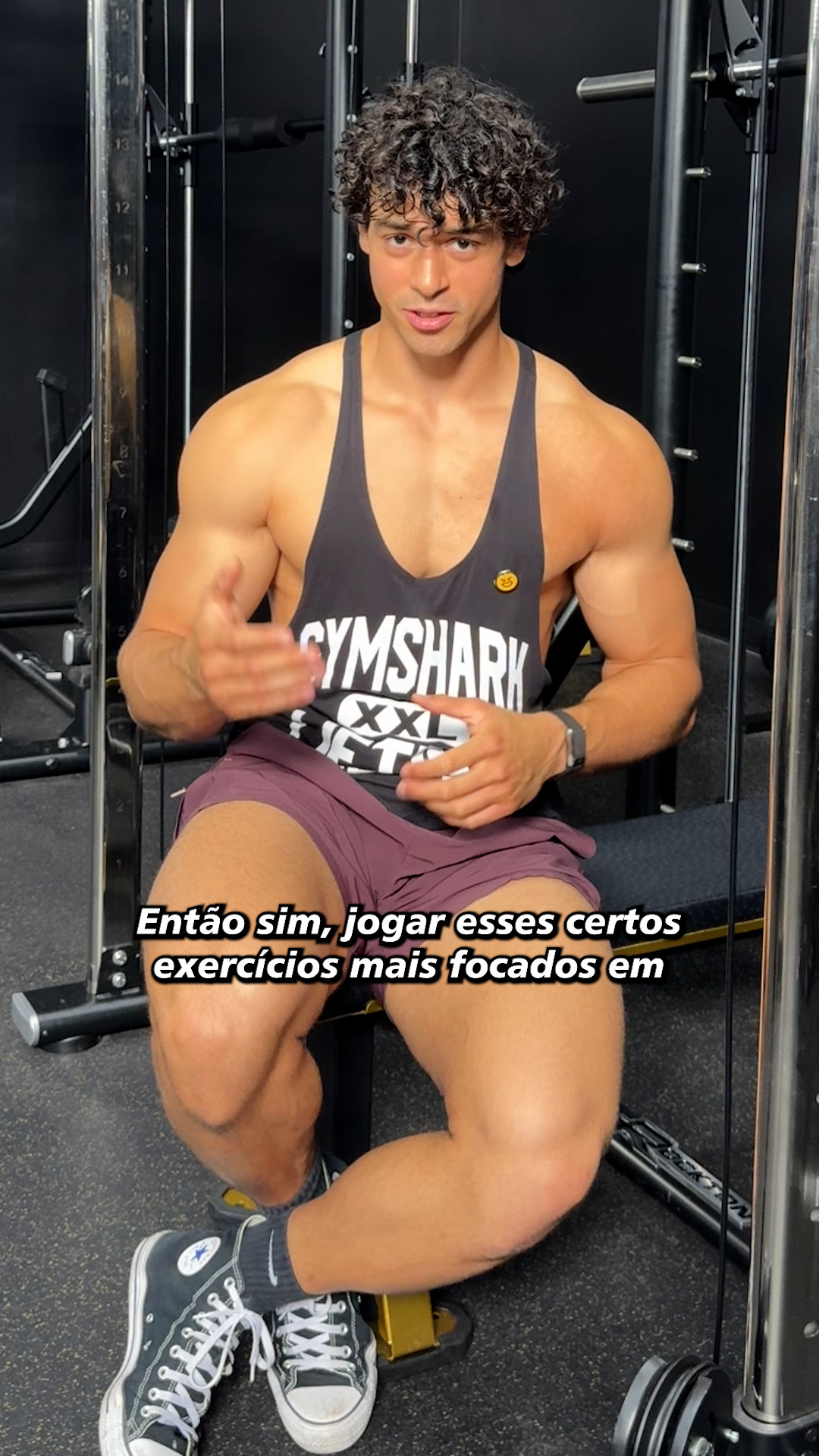 Se você quer dar prioridade pra um músculo, seja glúteo ou qualquer outro, não deixe pro final do treino. No começo você tem mais energia, mais força e melhor performance. É aí que você gera o estímulo que realmente faz crescer. Quer evoluir mais rápido? Comece pelo que você quer melhorar.