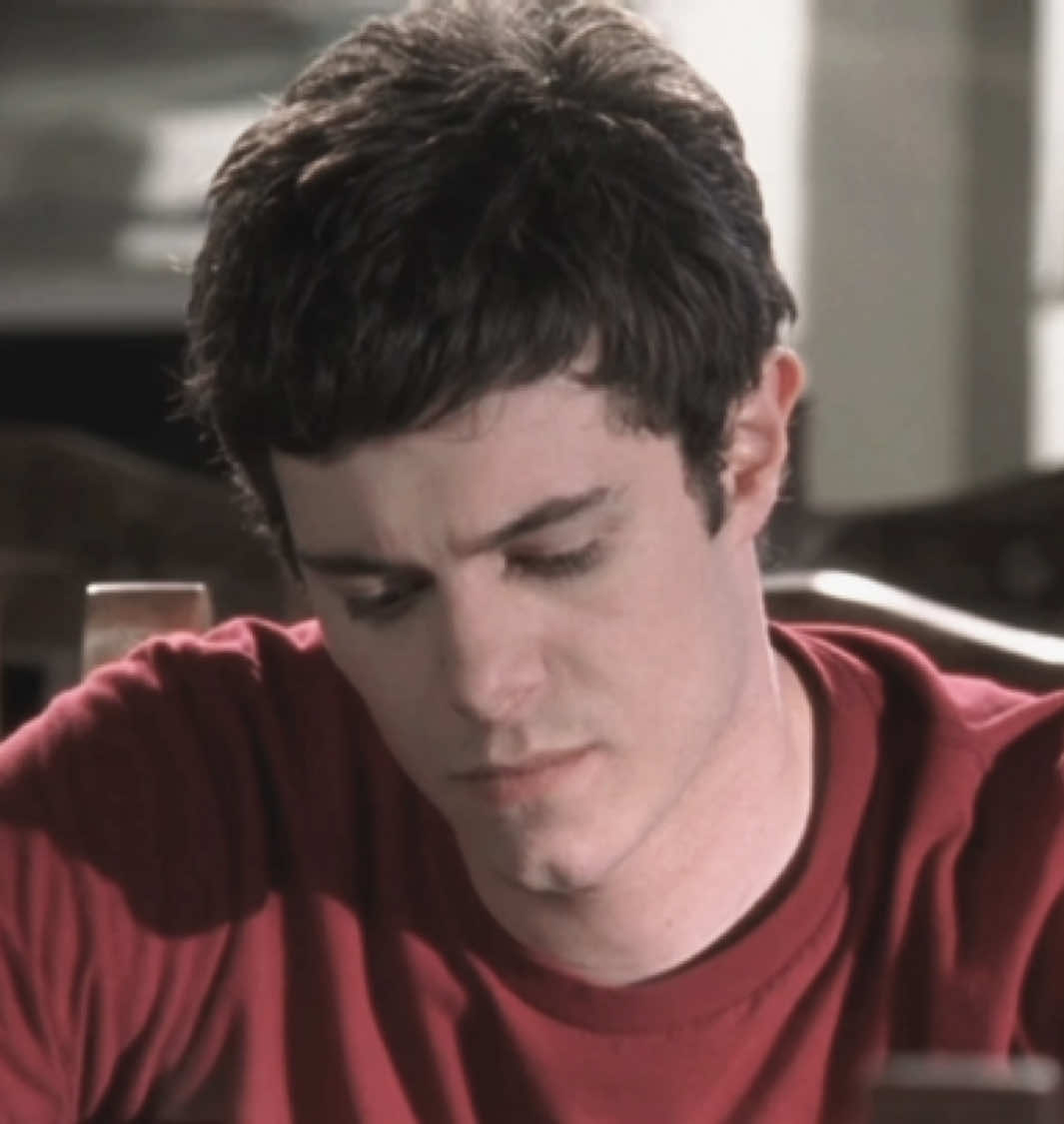 here he comes world be kind to him #sethcohen #theoc #theocedit #sethcohenedit #sadedit  sad seth cohen the oc edit