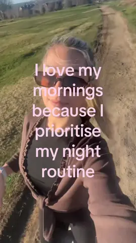 The only way to get up early is to actually have a good 8hrs of sleep and I obvs love to track it on the sleepy app  #nightroutine #sleeproutine #sleepmaxxing #sleepmaxx #bedtime 