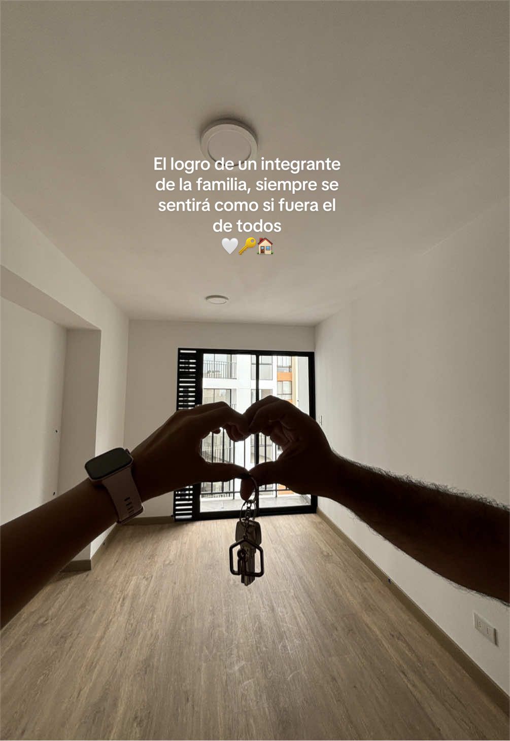Una fiesta con mis papás, mis hermanas y mi novio 🩷🥹   #familia #departamento #primerdepa #firstapartment #nuevohogar 