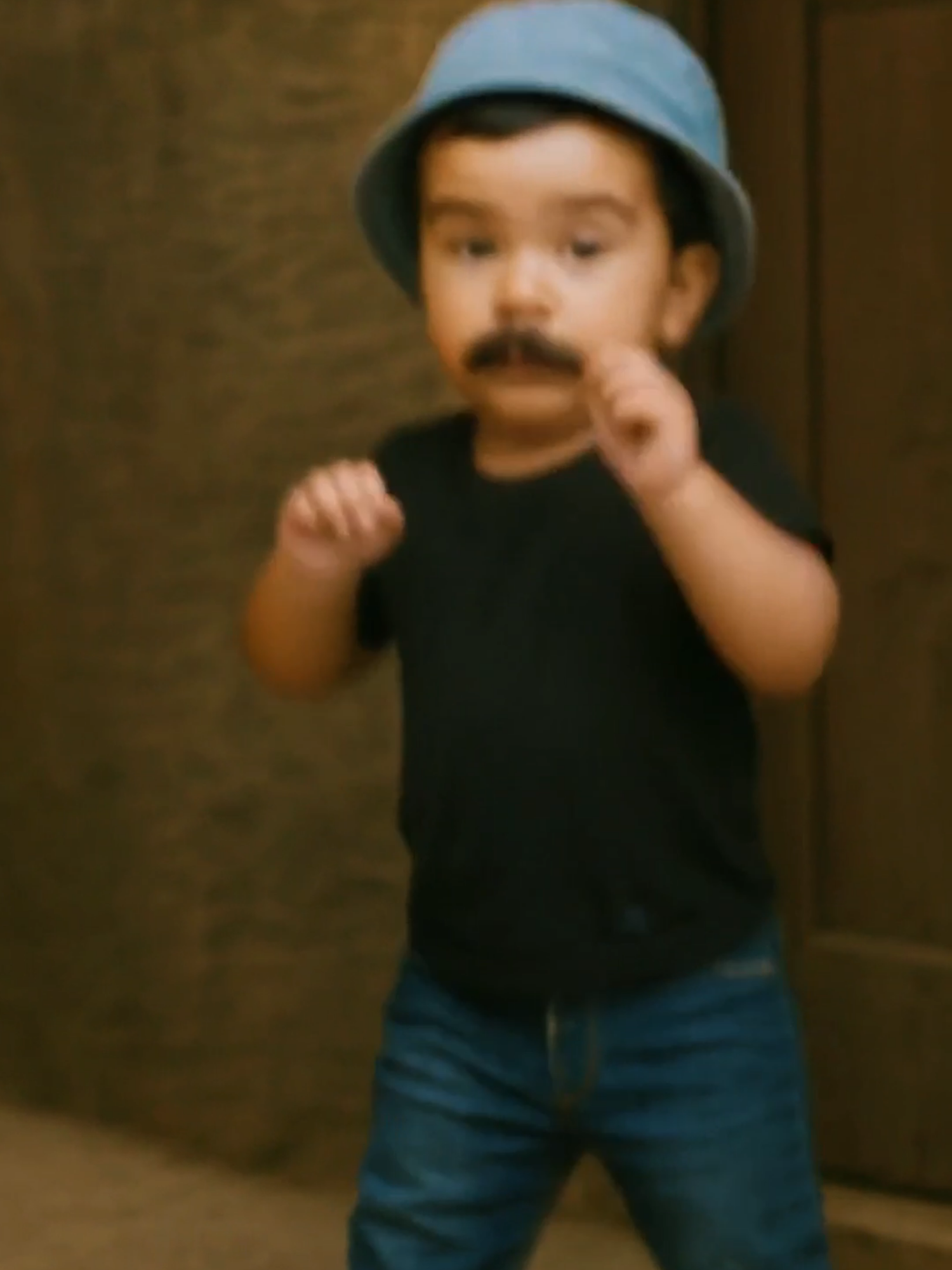 Senhor madruga baby.. #meme #chaves #ia #senhormadruga #humor #dança #musica #dança #trend #babydance #baby #dance #viral #babylove #dancing