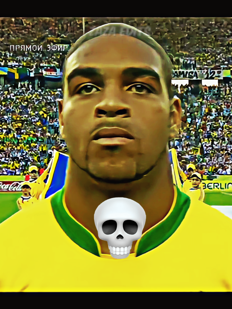 2026 Brasil x 2002 Brasil 💀 #copadomundo #ronaldinho #neymarjr #futebol #fy