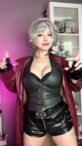 IM BACK!! #dante #dantedevilmaycry #devilmaycry #devilmaycrycosplay #cosplayer 