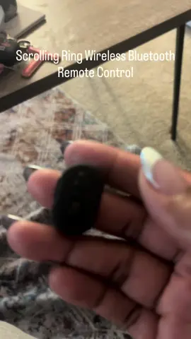 #creatorsearchinsights *Sponsored * I have been in LOVE with my scrolling ring. For anyone trying to protect their thumbs click the link below! Easy set up as well! #fyp #scrollingring #contentcreatortiktok 