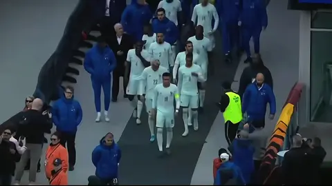 thủ lĩnh thực thụ🫡🇫🇷#kylianmbappé#equipedefrance 