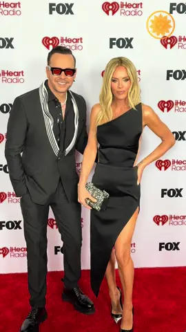 Power couple, Donnie Wahlberg & Jenny McCarthy, know how to work a carpet! #iheartawards2026 